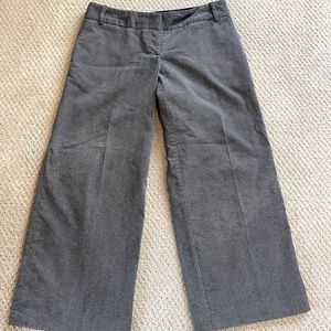 Adorable cropped pants - great for work.